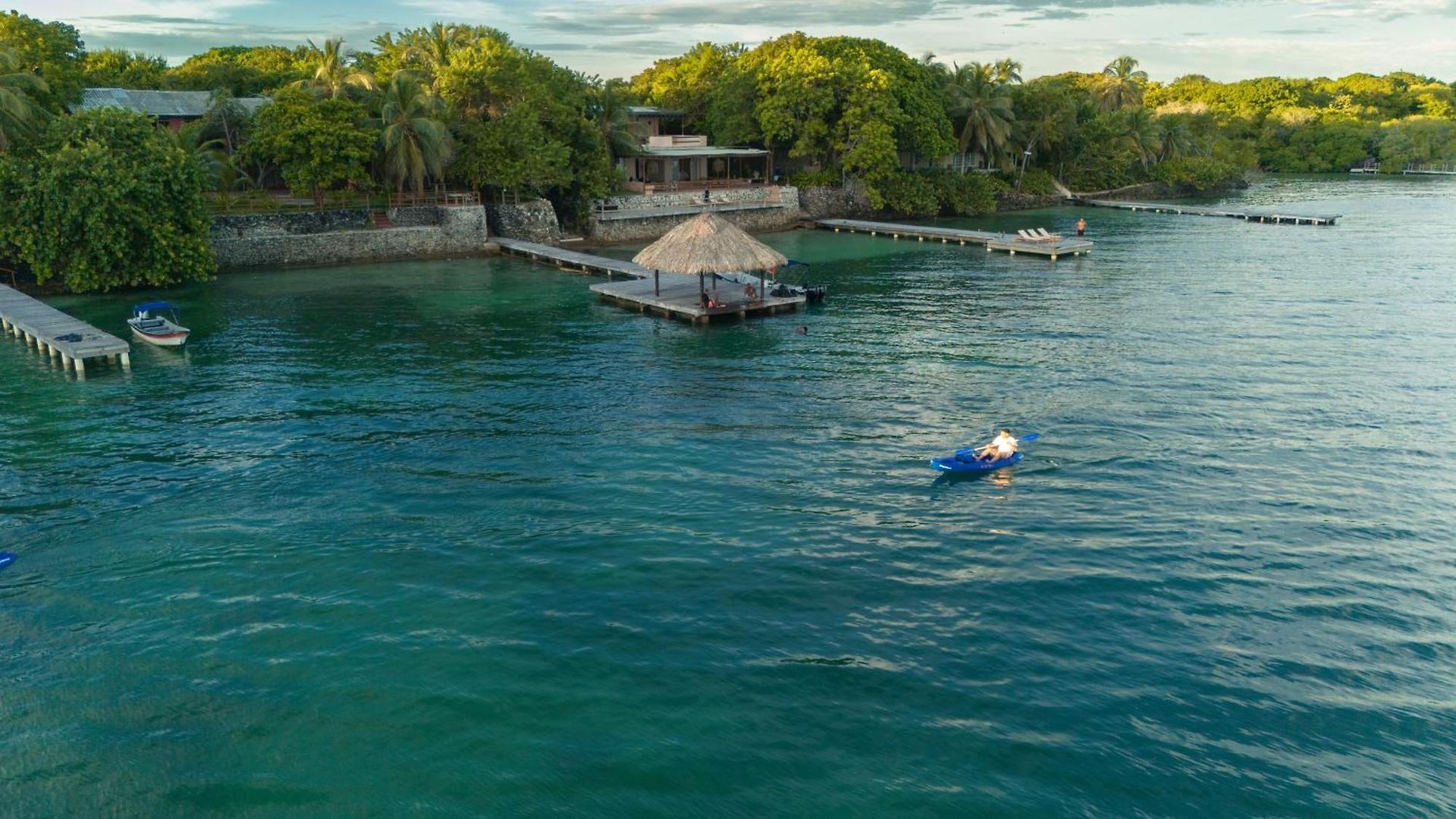 Isla Bonita Hotel *