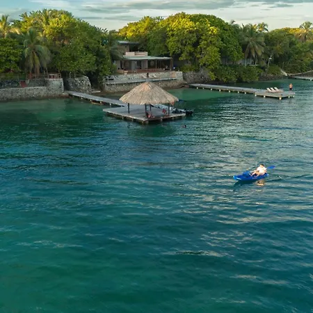 Isla Bonita Hotel *